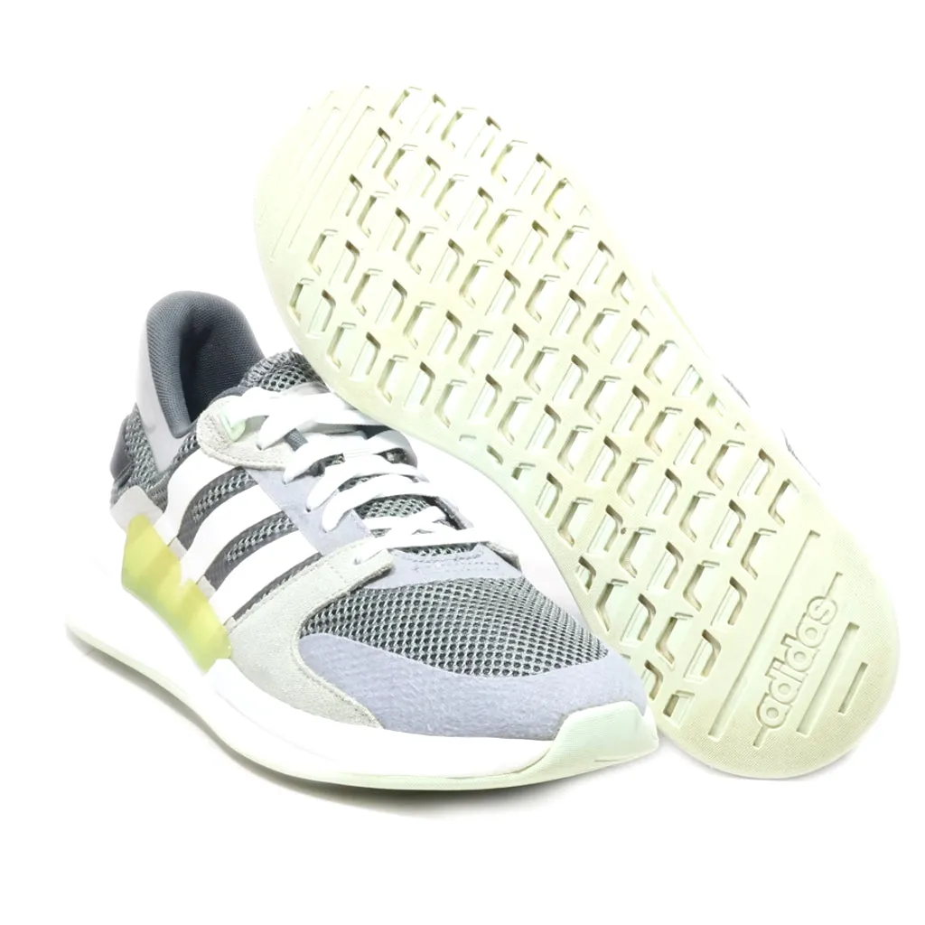 Adidas Run 90S Sport Shoes Fabric Grey Colour For Men