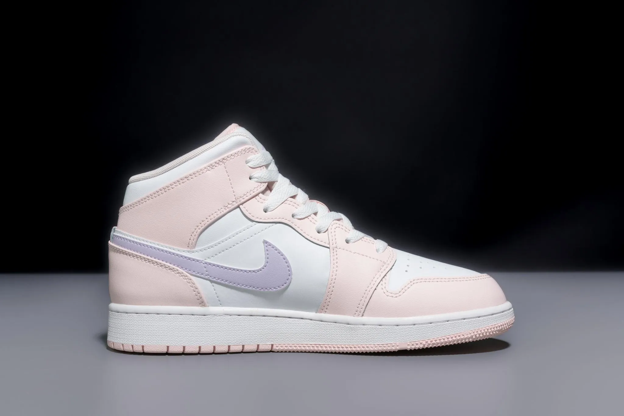 Air Jordan 1 Mid GS "Pink Wash"