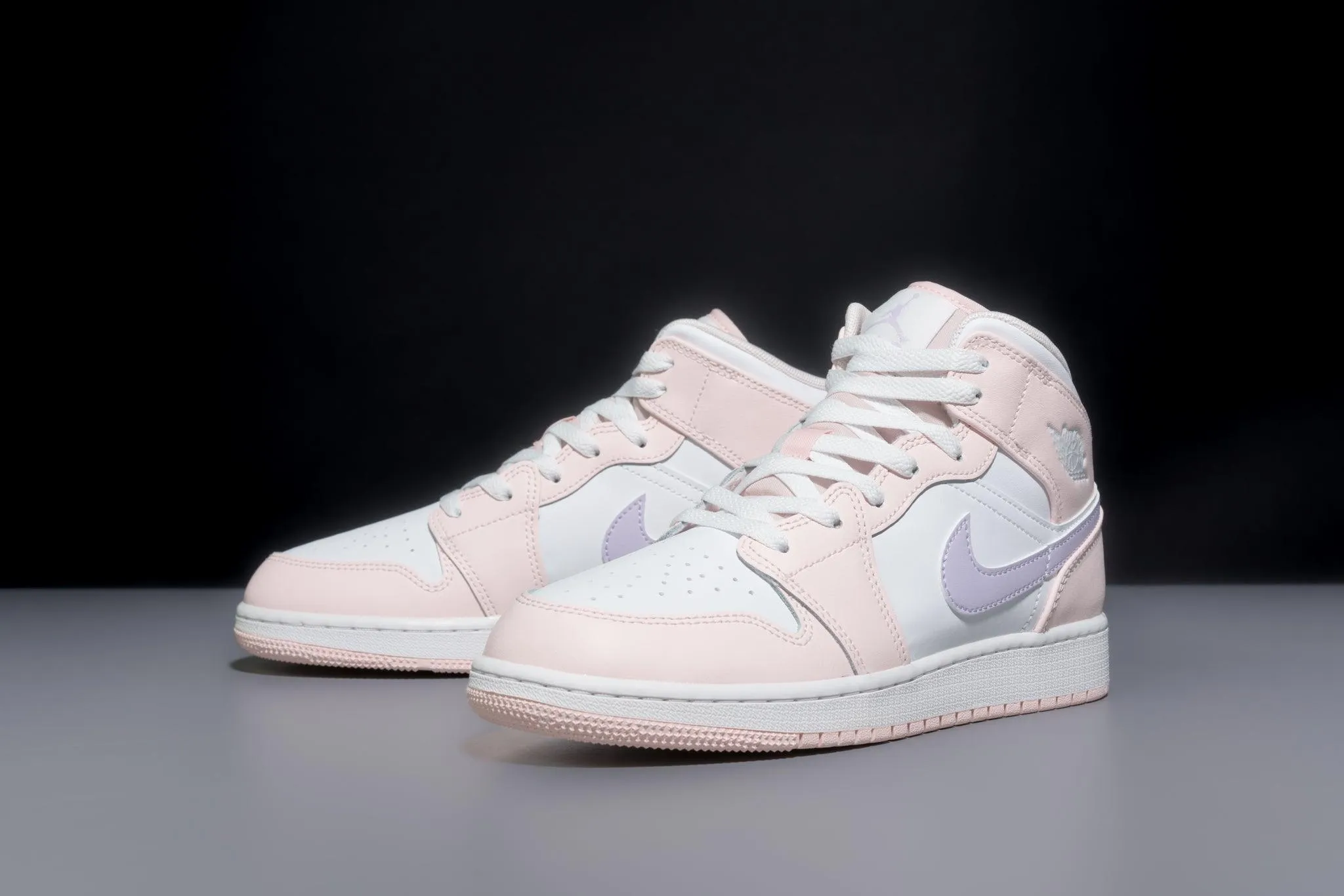 Air Jordan 1 Mid GS "Pink Wash"