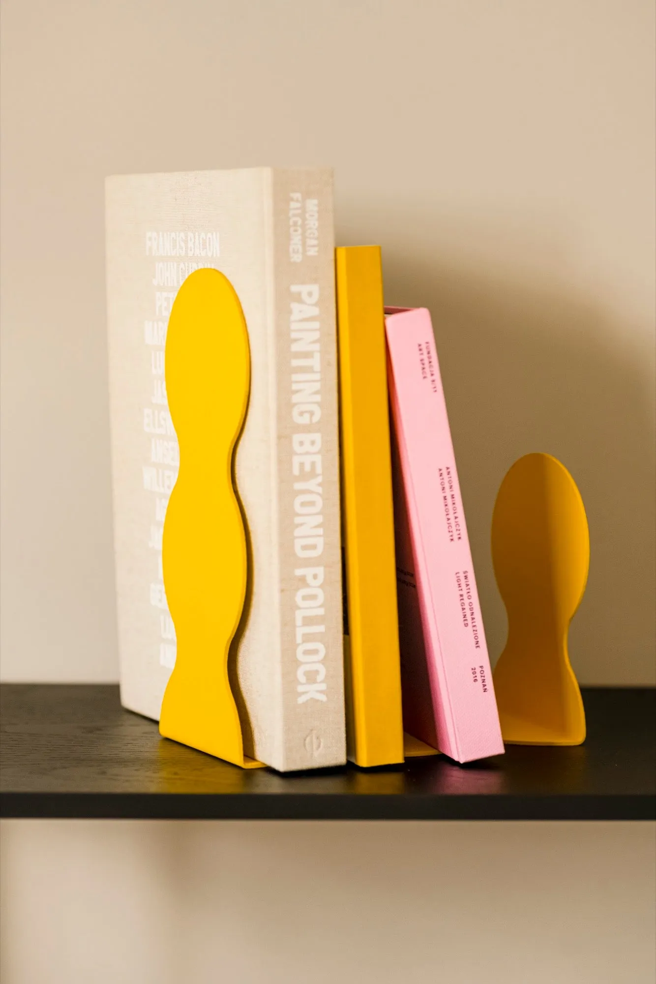 Fala Bookend